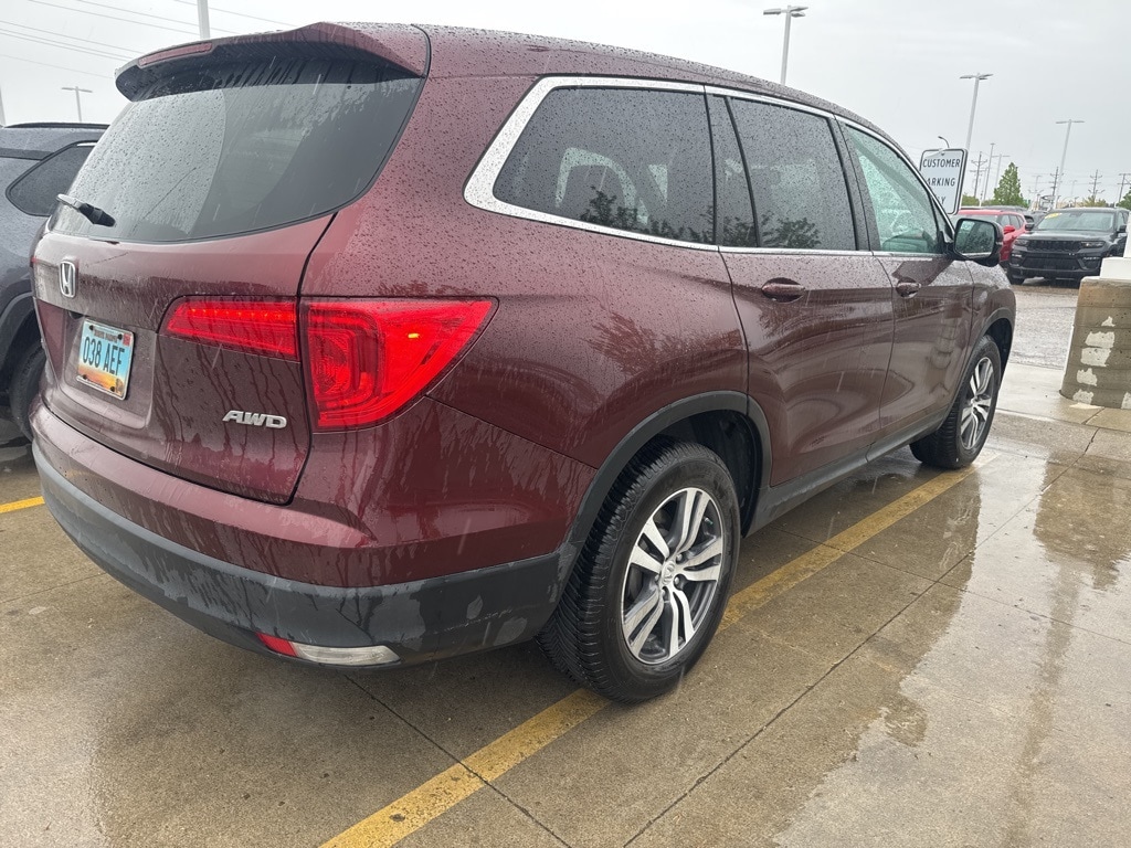 Used 2018 Honda Pilot EX-L with VIN 5FNYF6H56JB071761 for sale in Fargo, ND