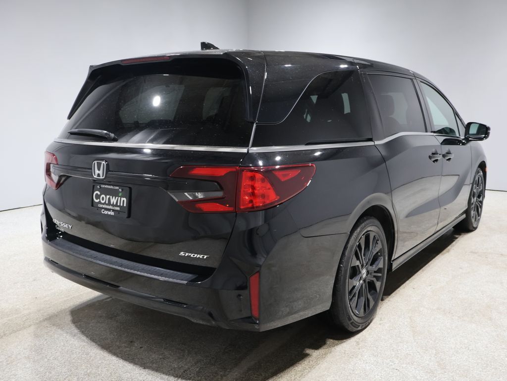 2025 Honda Odyssey photo 2