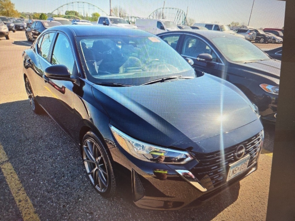 Used 2024 Nissan Sentra S with VIN 3N1AB8BV6RY236406 for sale in Fargo, ND