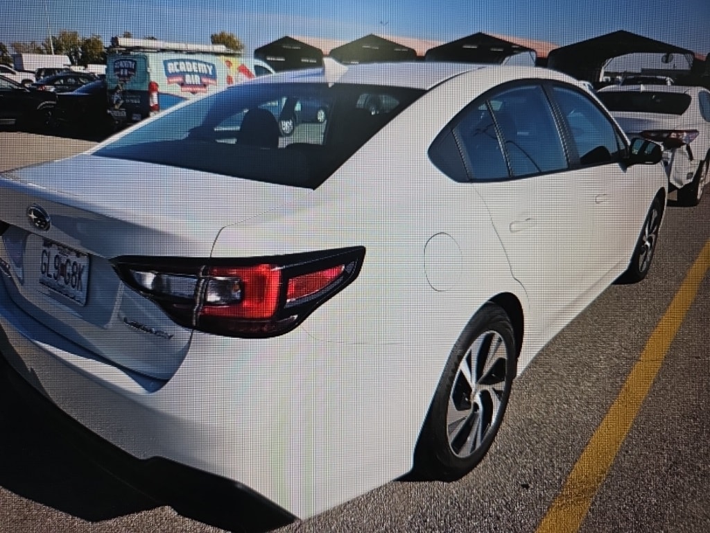 2025 Subaru Legacy Premium photo 3