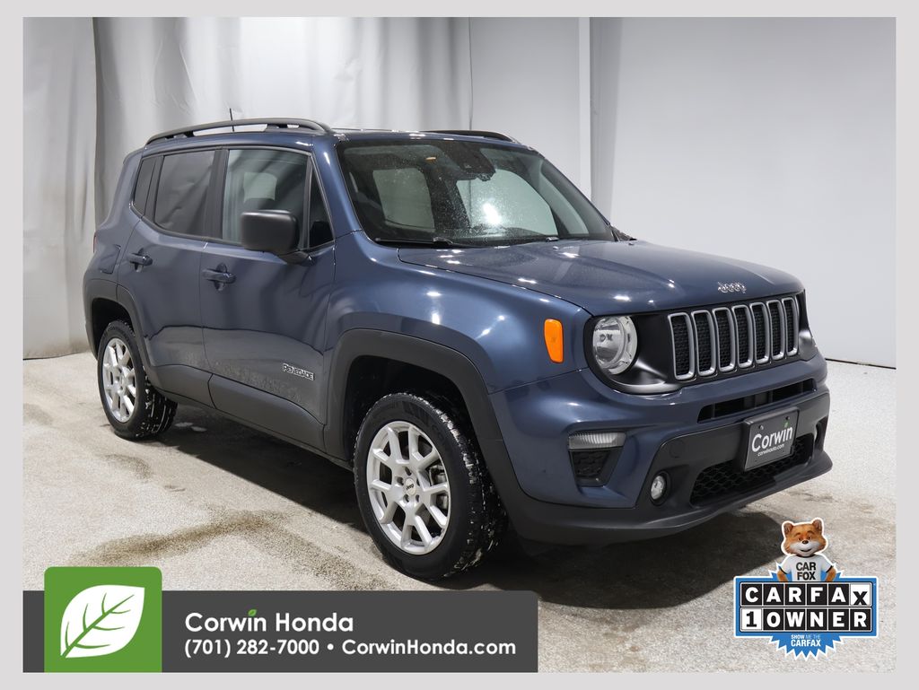 2022 Jeep Renegade Latitude's photo