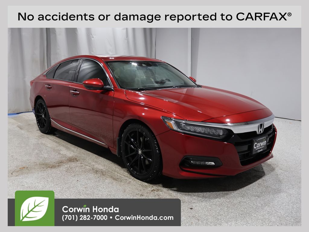 2019 Honda Accord Touring's photo