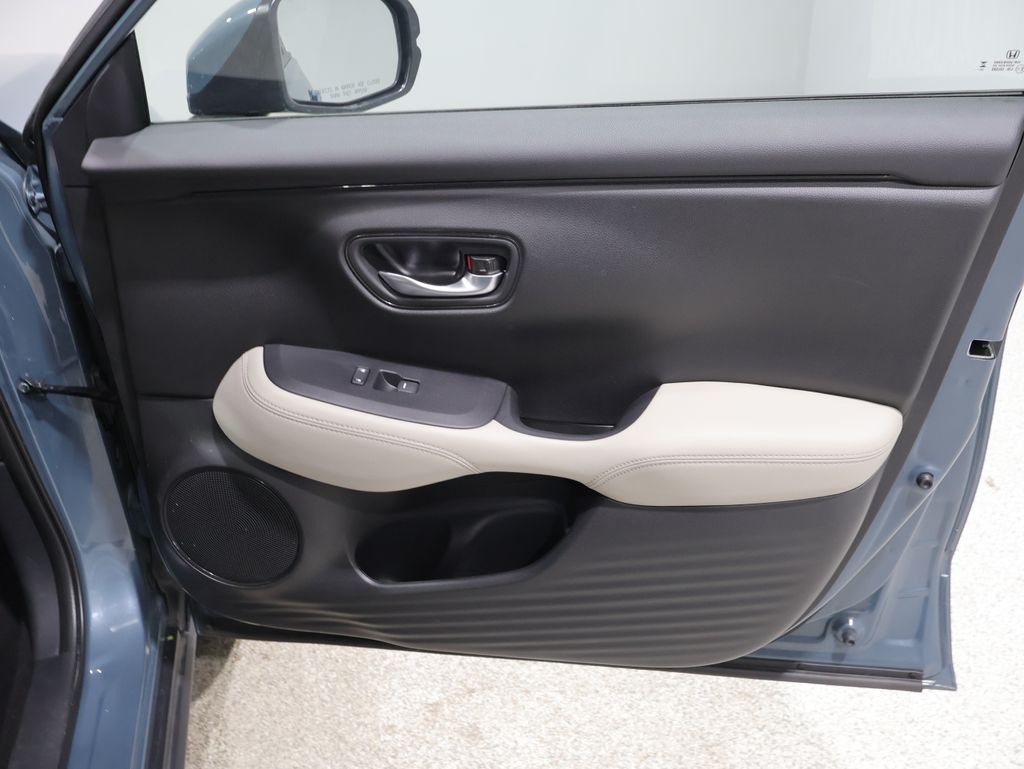 2025 Honda HR-V LX - Photo 24