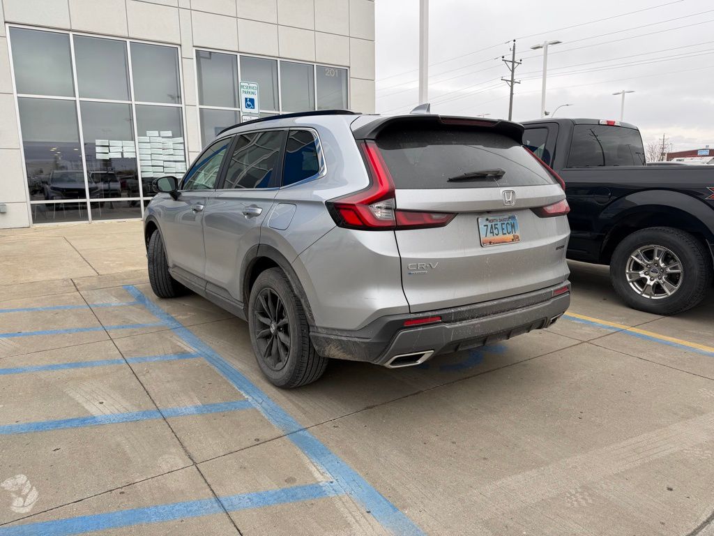 2024 Honda CR-V Hybrid Sport photo 2