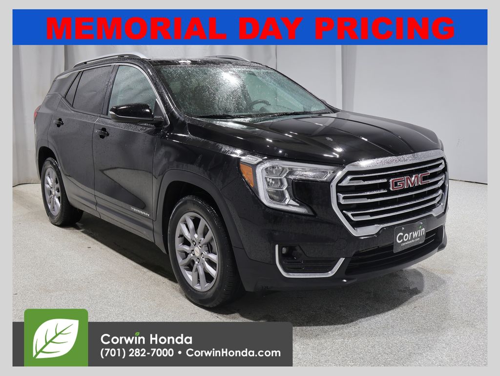 2024 GMC Terrain SLT AWD's photo