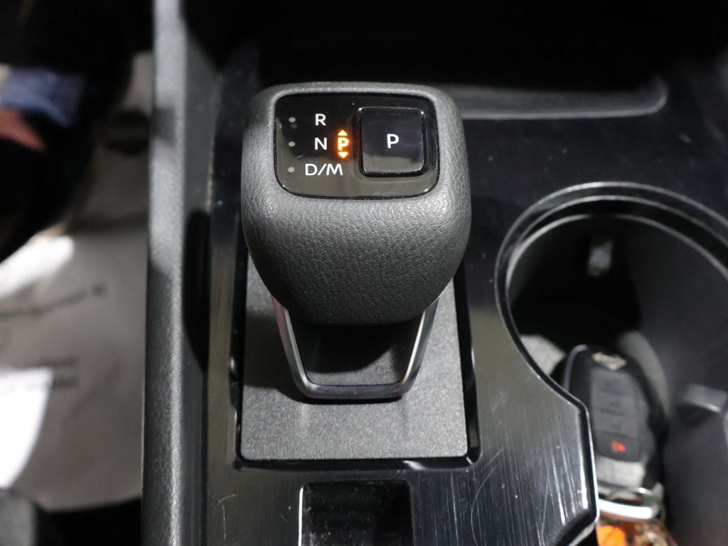 2023 Nissan Rogue SV - Photo 32