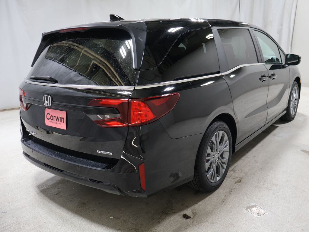 2026 Honda Odyssey Touring - Photo 6