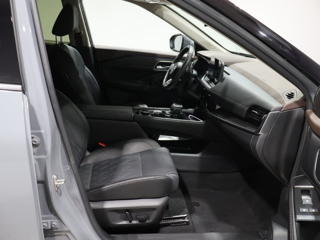 2023 Nissan Rogue Platinum - Photo 22