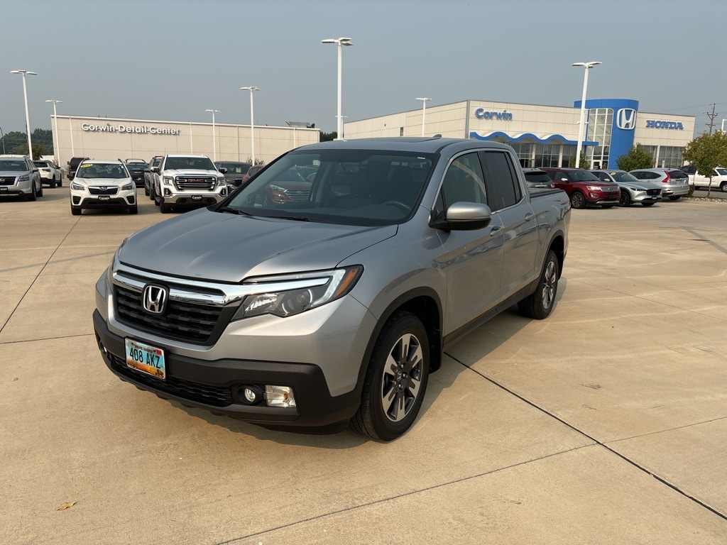 Used 2019 Honda Ridgeline RTL-T with VIN 5FPYK3F6XKB033853 for sale in Fargo, ND