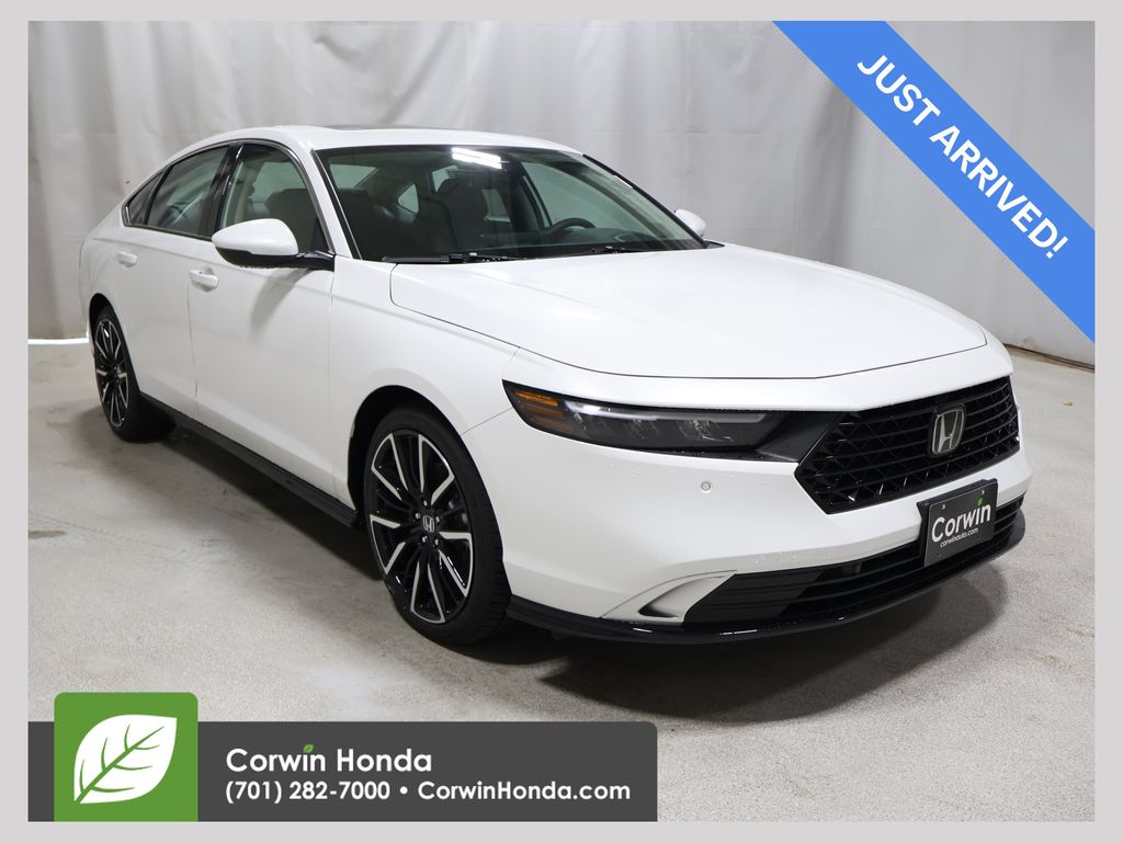 2025 Honda Accord Hybrid Touring's photo