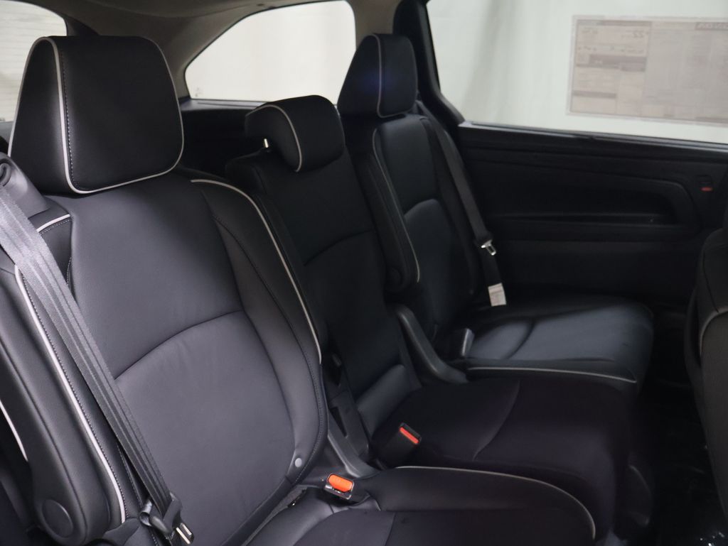 2026 Honda Odyssey Touring - Photo 19