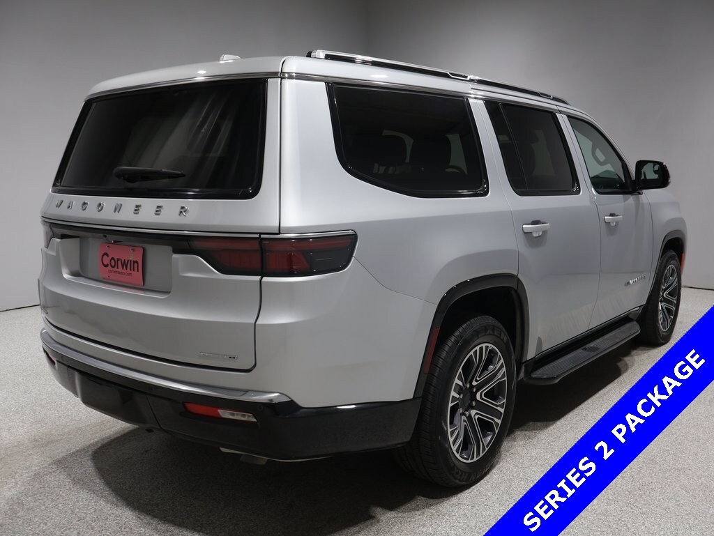 2023 Jeep Wagoneer Series II photo 2