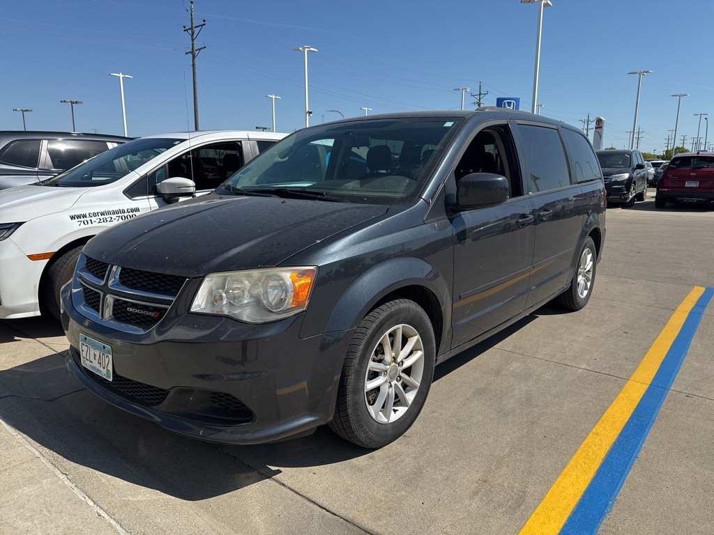Used 2014 Dodge Grand Caravan SXT with VIN 2C4RDGCGXER267088 for sale in Fargo, ND