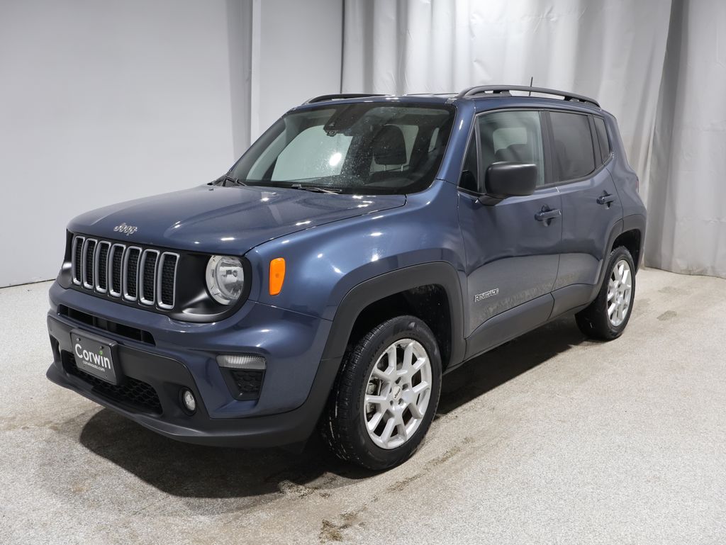 2022 Jeep Renegade Latitude photo 4