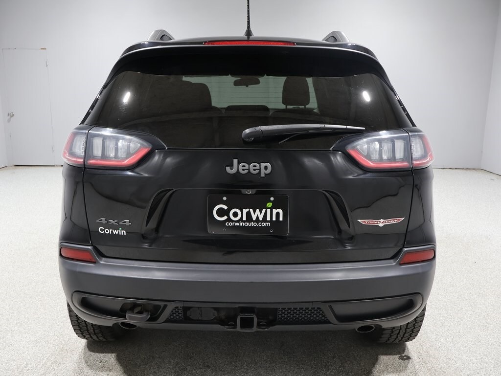 2019 Jeep Cherokee Trailhawk photo 2
