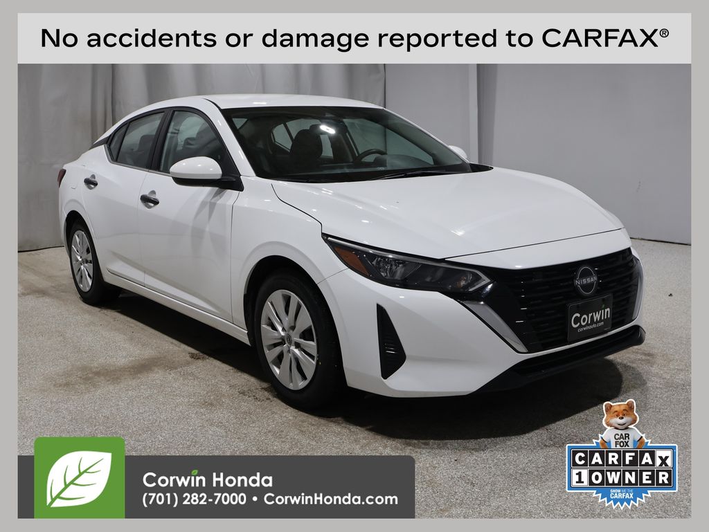 2024 Nissan Sentra S's photo