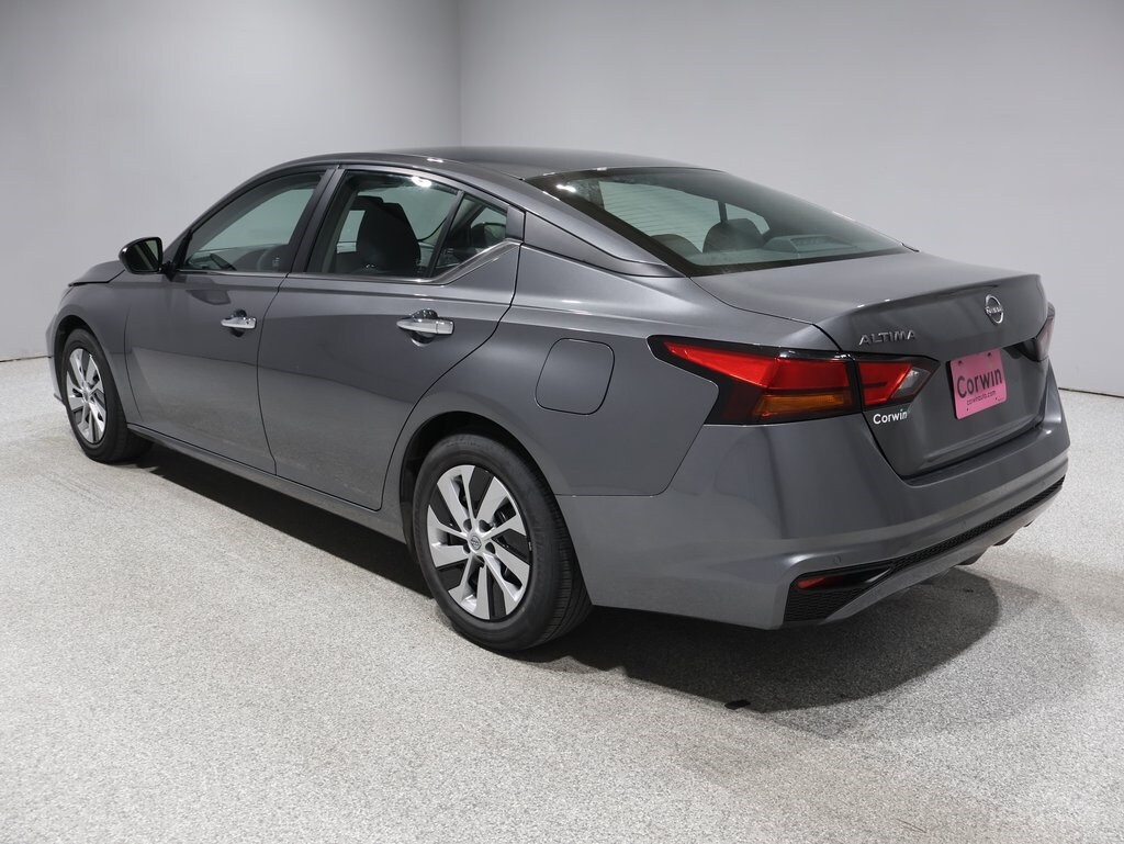 Used 2024 Nissan Altima 2.5 S Sedan