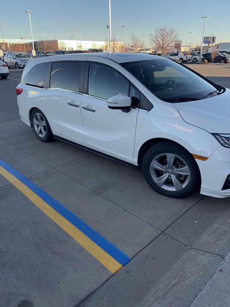 2019 Honda Odyssey EX-L photo 2