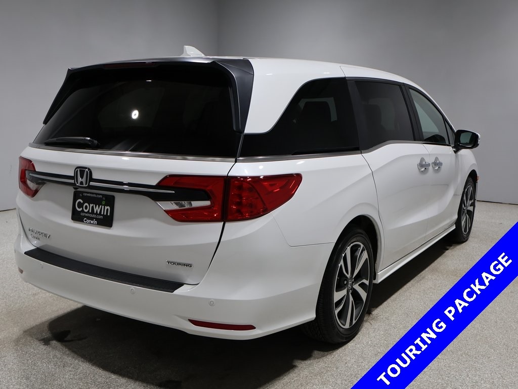 Used 2024 Honda Odyssey Touring with VIN 5FNRL6H84RB035599 for sale in Fargo, ND