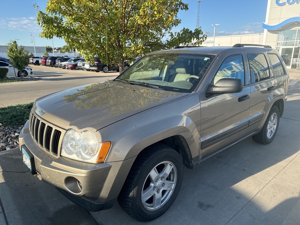 Used 2006 Jeep Grand Cherokee Laredo with VIN 1J4GR48K36C174650 for sale in Fargo, ND