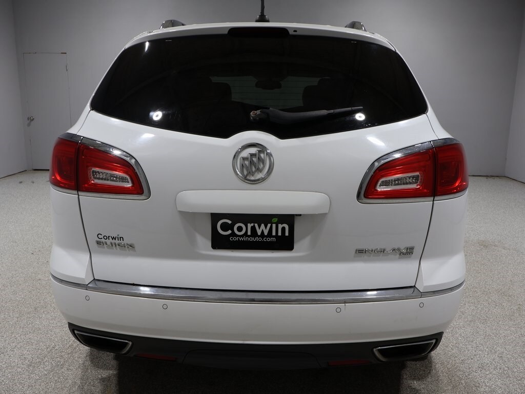 2017 Buick Enclave Leather photo 3