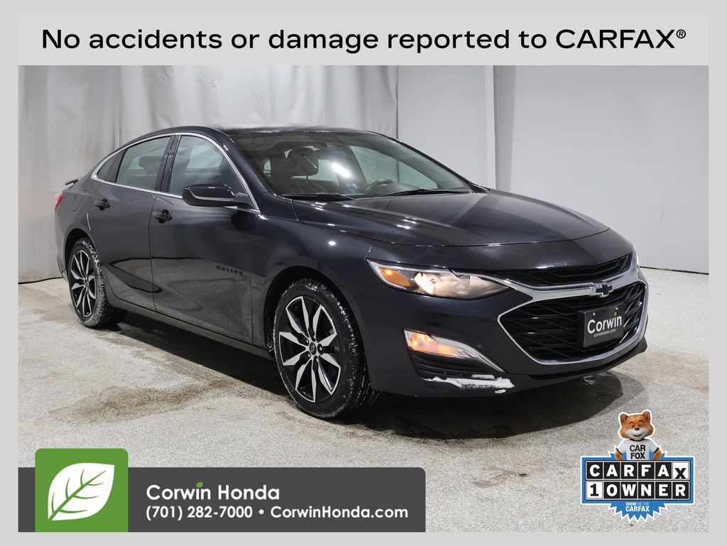 2023 Chevrolet Malibu RS's photo