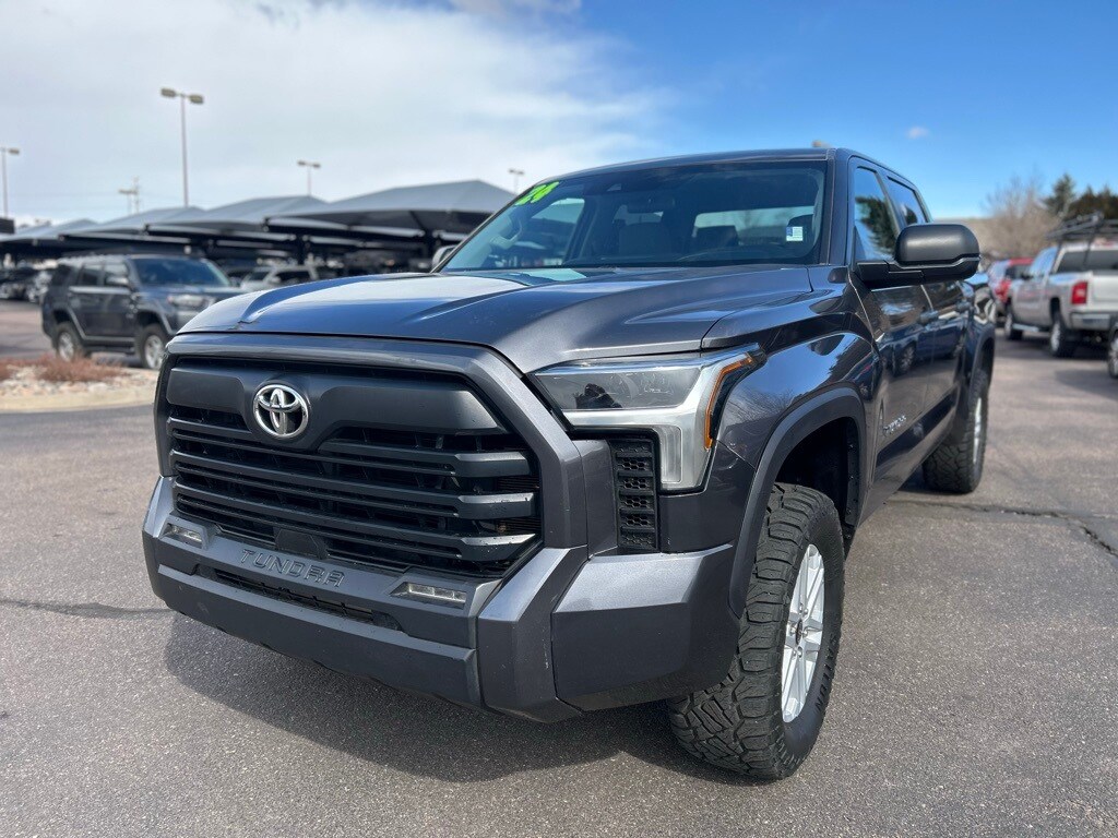 2024 Toyota Tundra SR5 photo 3