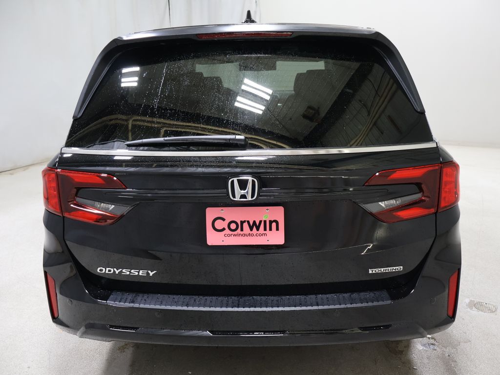 2026 Honda Odyssey Touring - Photo 5