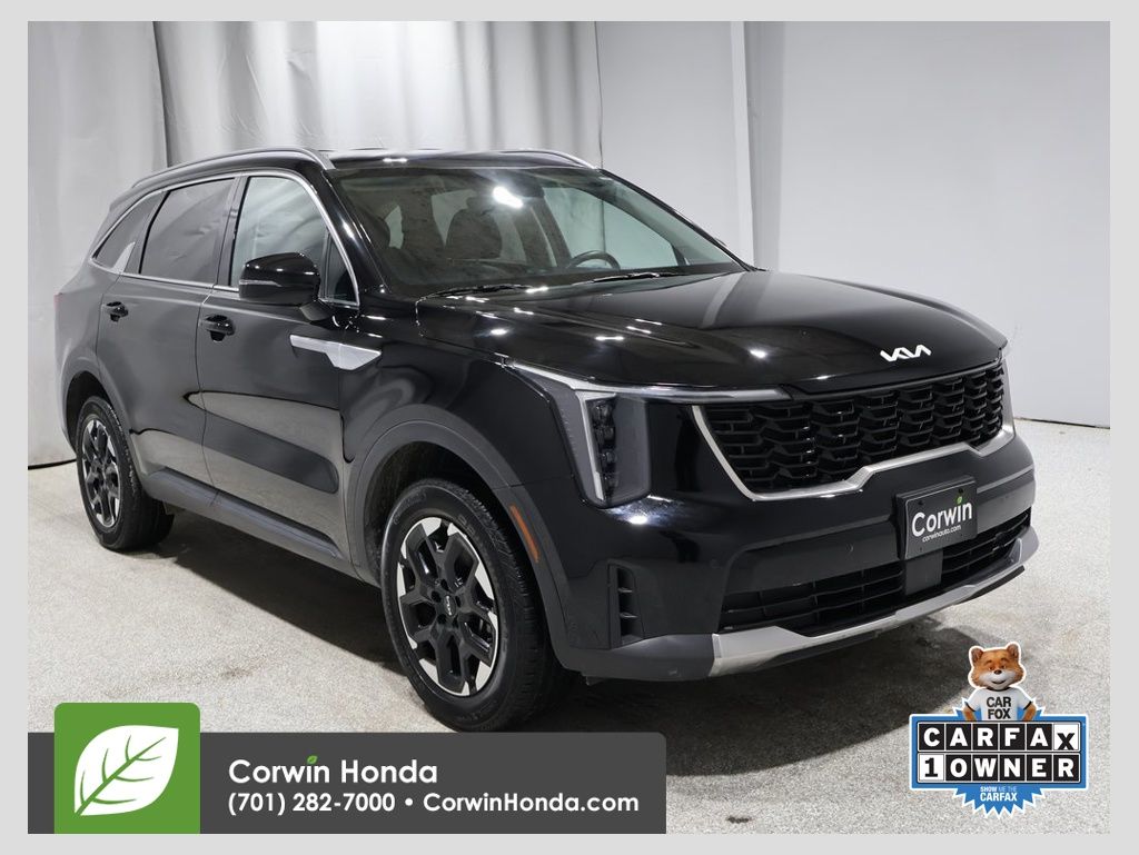 2024 Kia Sorento S's photo