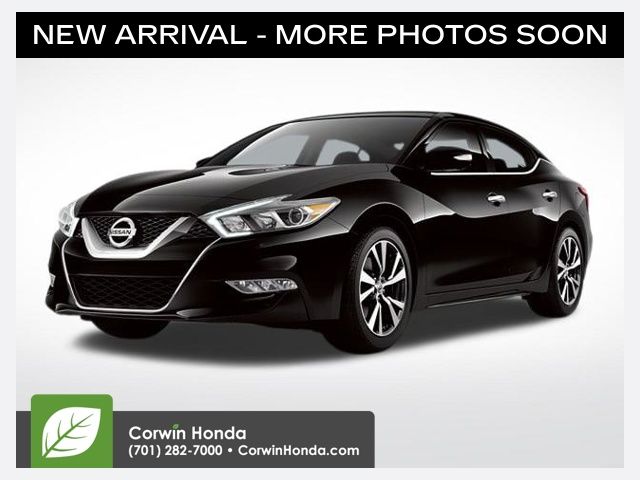 2016 Nissan Maxima Platinum's photo