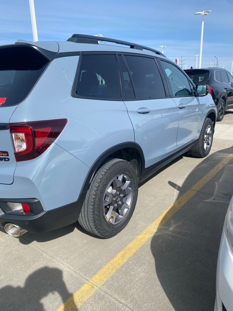 2023 Honda Passport TrailSport photo 3