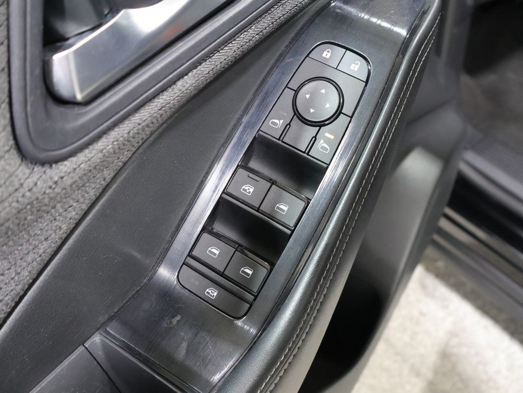 2023 Nissan Rogue SV - Photo 14