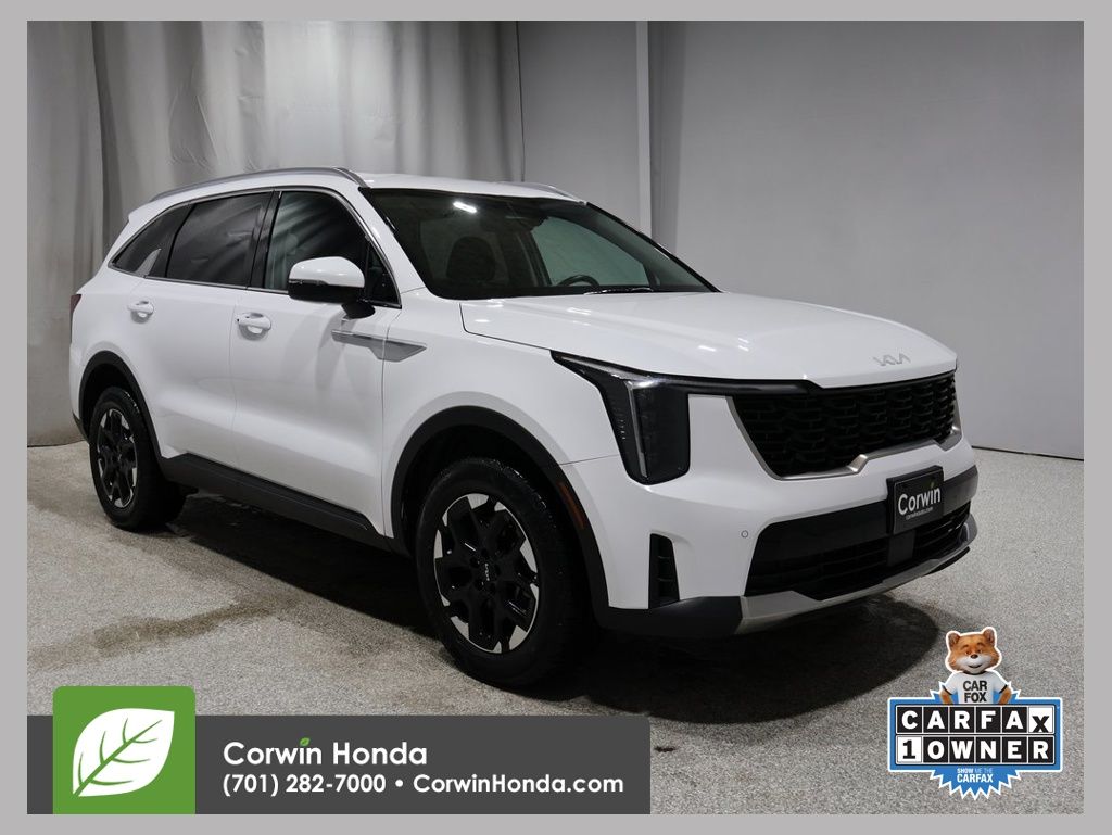 2024 Kia Sorento S's photo