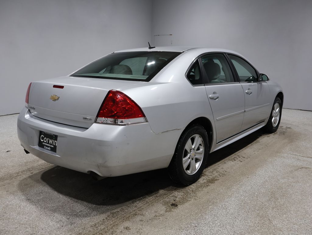 2014 Chevrolet Impala Limited photo 2