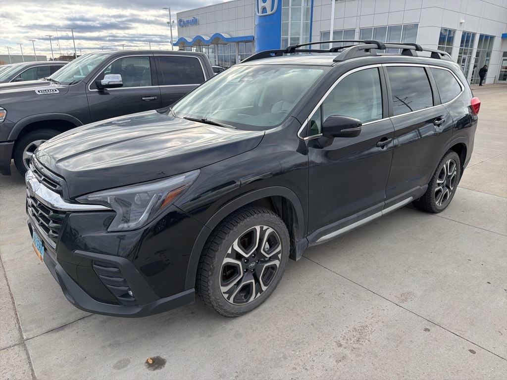Used 2023 Subaru Ascent Limited 8-Passenger SUV