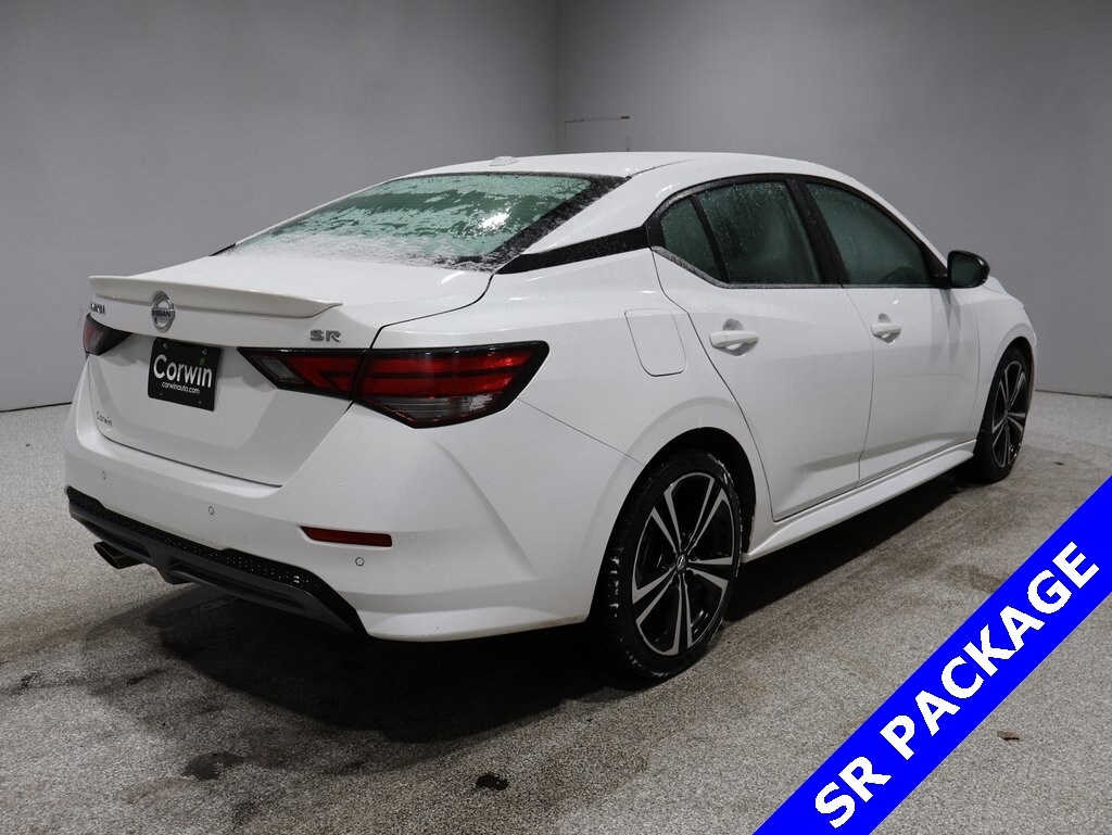 2023 Nissan Sentra SR photo 2