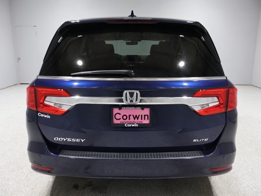 2020 Honda Odyssey Elite photo 3