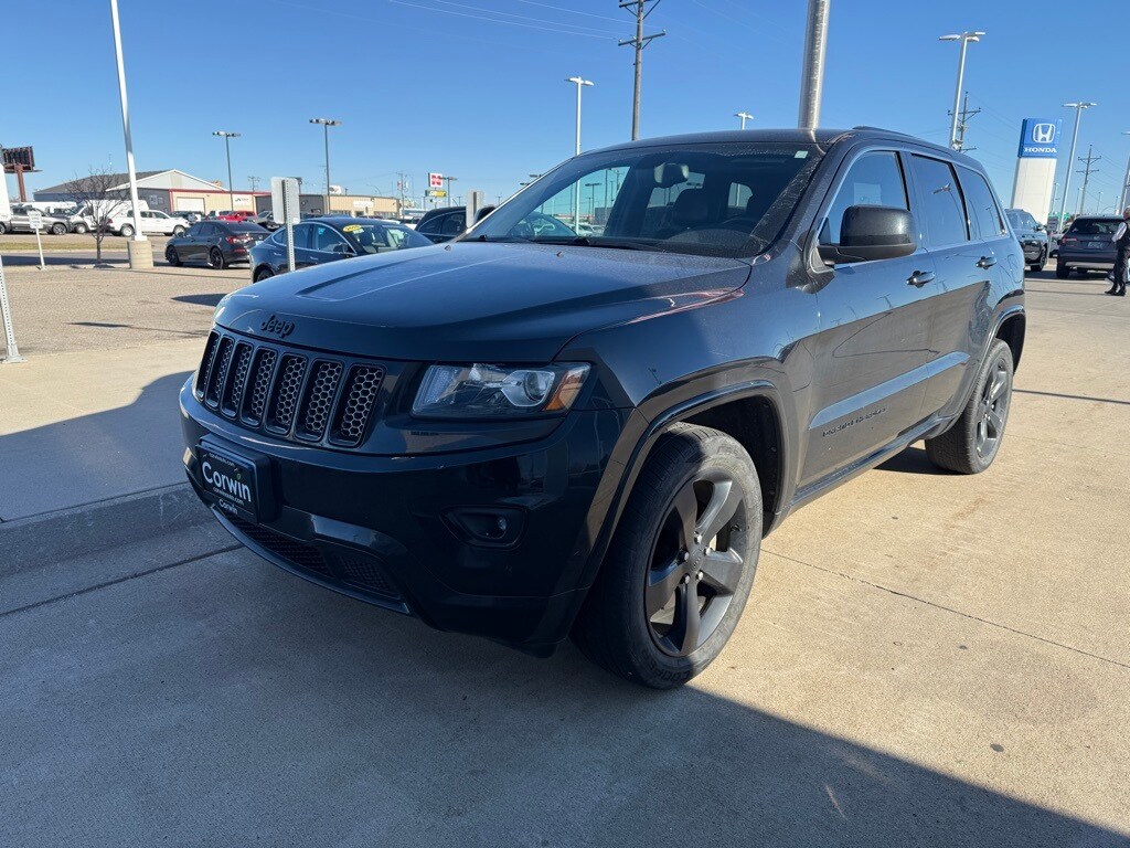 2015 Jeep Grand Cherokee Laredo photo 3