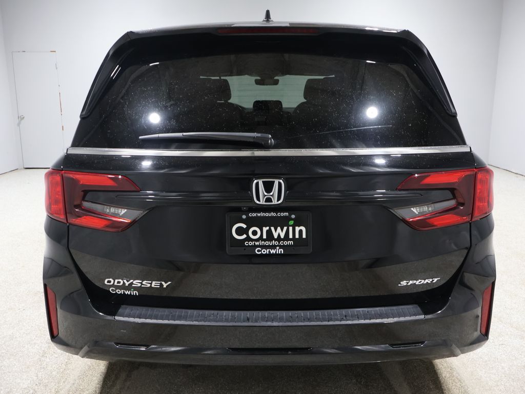 2025 Honda Odyssey photo 3