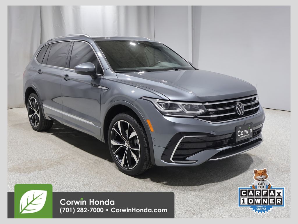 2024 Volkswagen Tiguan 2.0T SEL R-Line 4Motion's photo