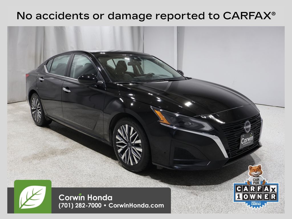 2023 Nissan Altima SV