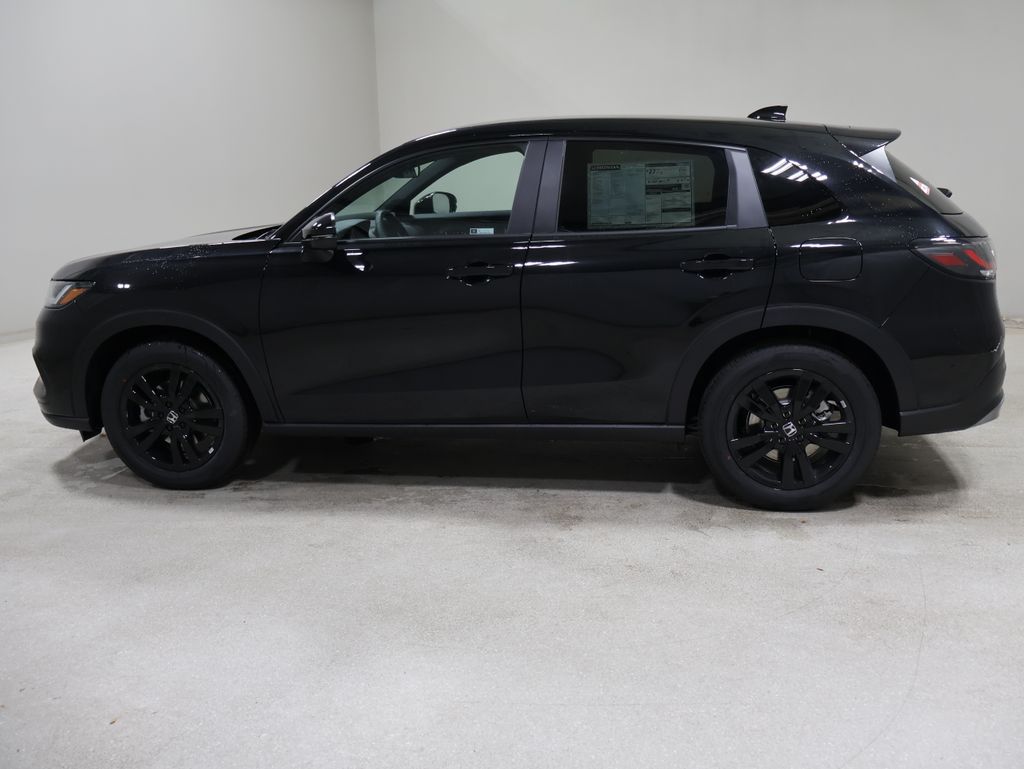 2026 Honda HR-V Sport photo 2