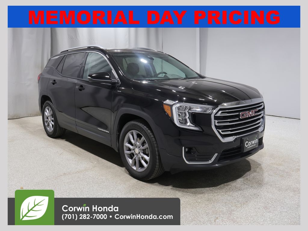 2024 GMC Terrain SLT AWD's photo