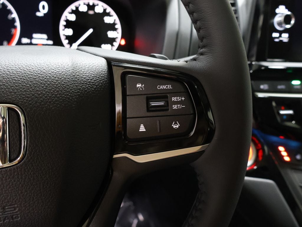 2026 Honda Odyssey Touring - Photo 30