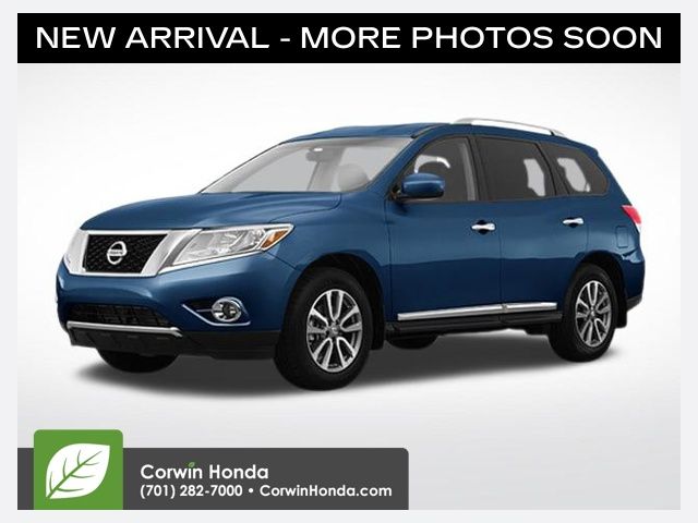 2015 Nissan Pathfinder SL 4WD's photo