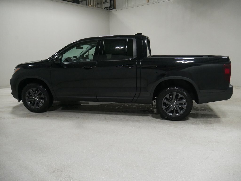 2025 Honda Ridgeline Sport photo 4
