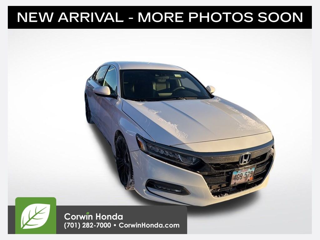2018 Honda Accord Sport's photo