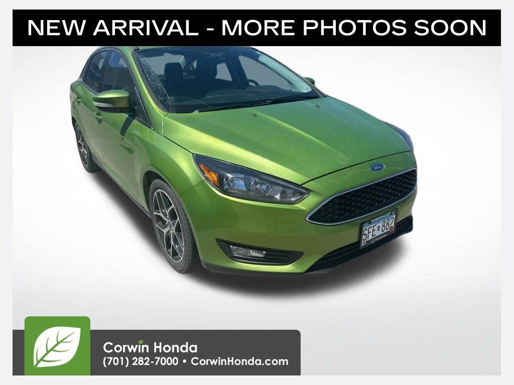 2018 Ford Focus Sedan SEL's photo