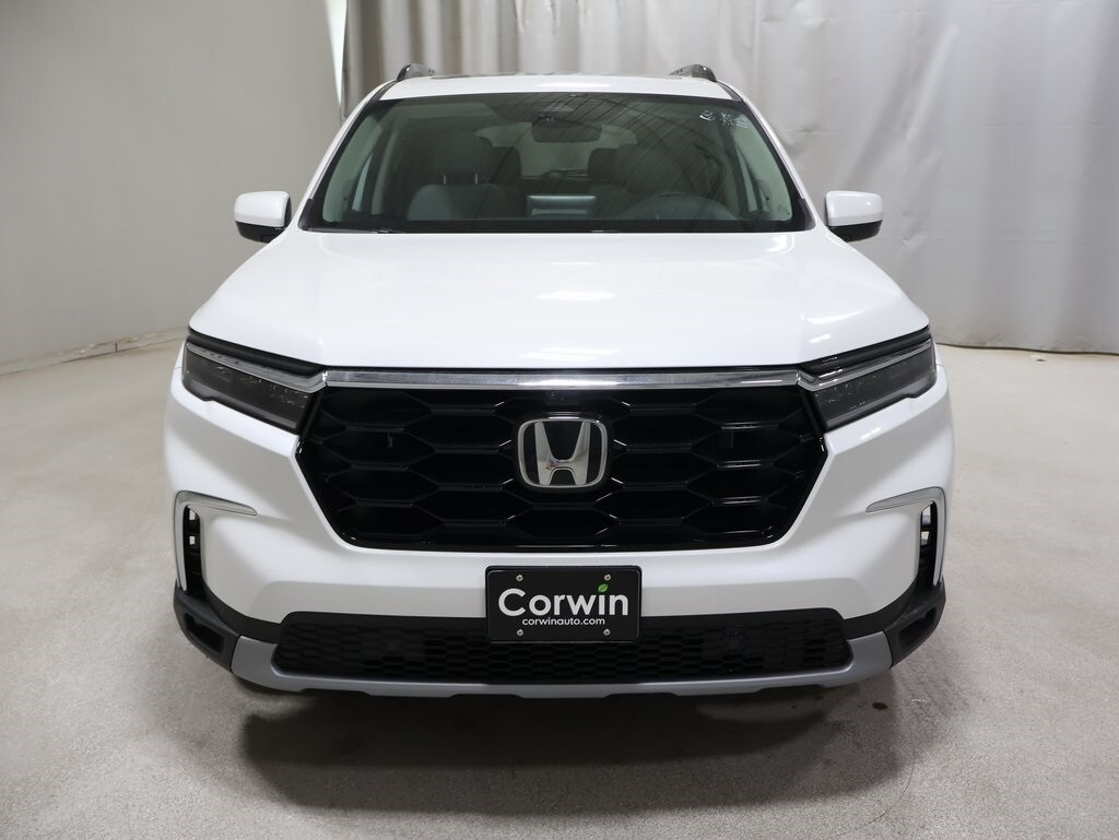 2025 Honda Pilot Elite photo 2