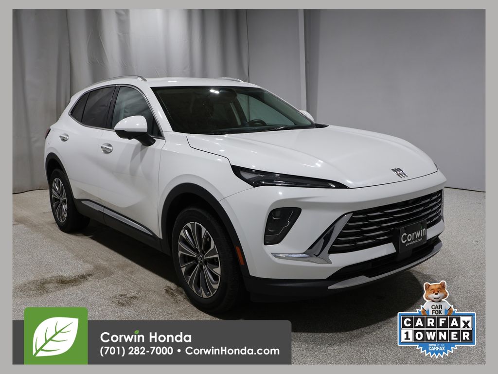 2024 Buick Envision Preferred's photo